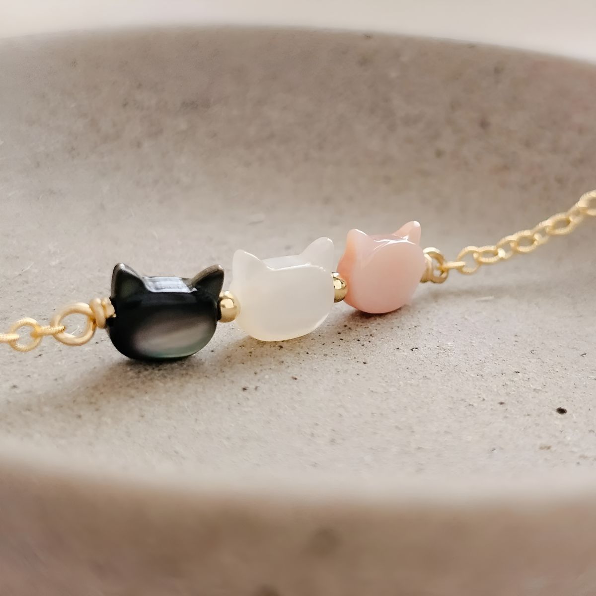 Miaura™ | Collier avec Pierre Précieuse en Forme de Chat