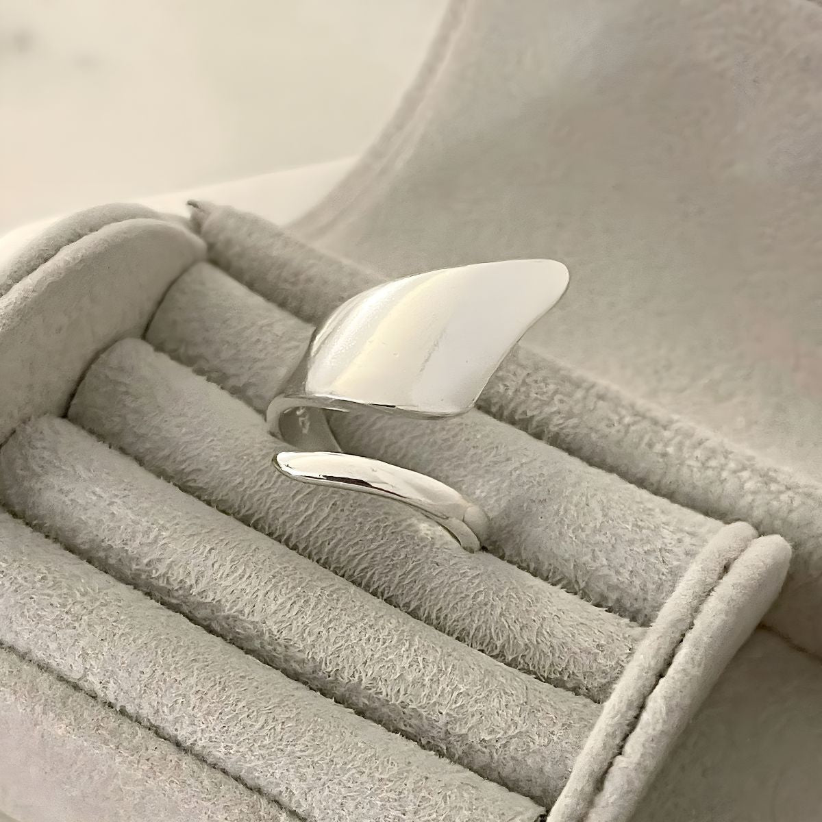 Chloé™ | Bague Minimaliste Épaisse