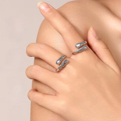 Marie-Lys™ | Bague Réglable en Argent en Pierre de Lune